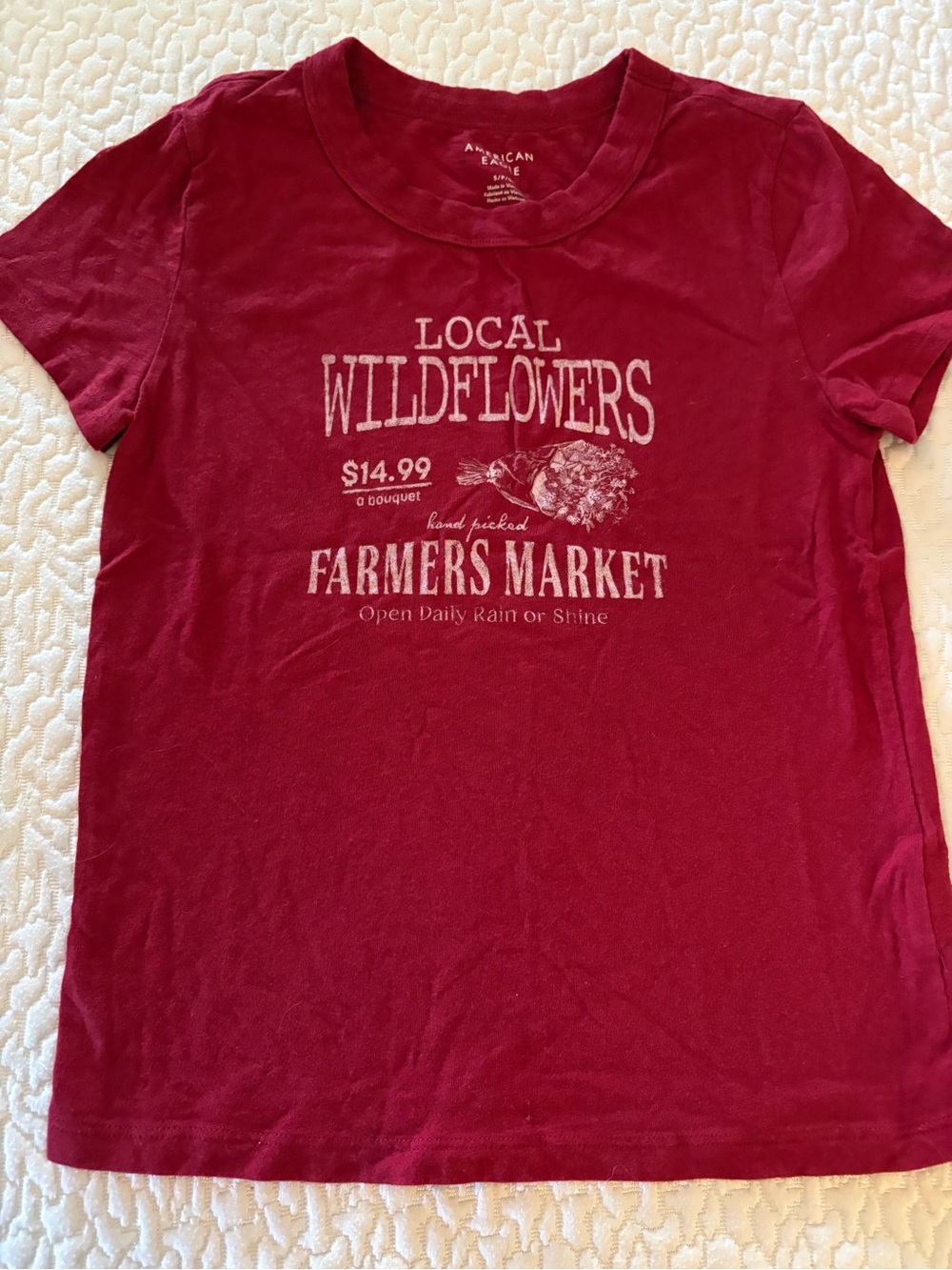 American Eagle Outfitters Women’s S Maroon 'Local Wildflowers' Graphic Tee